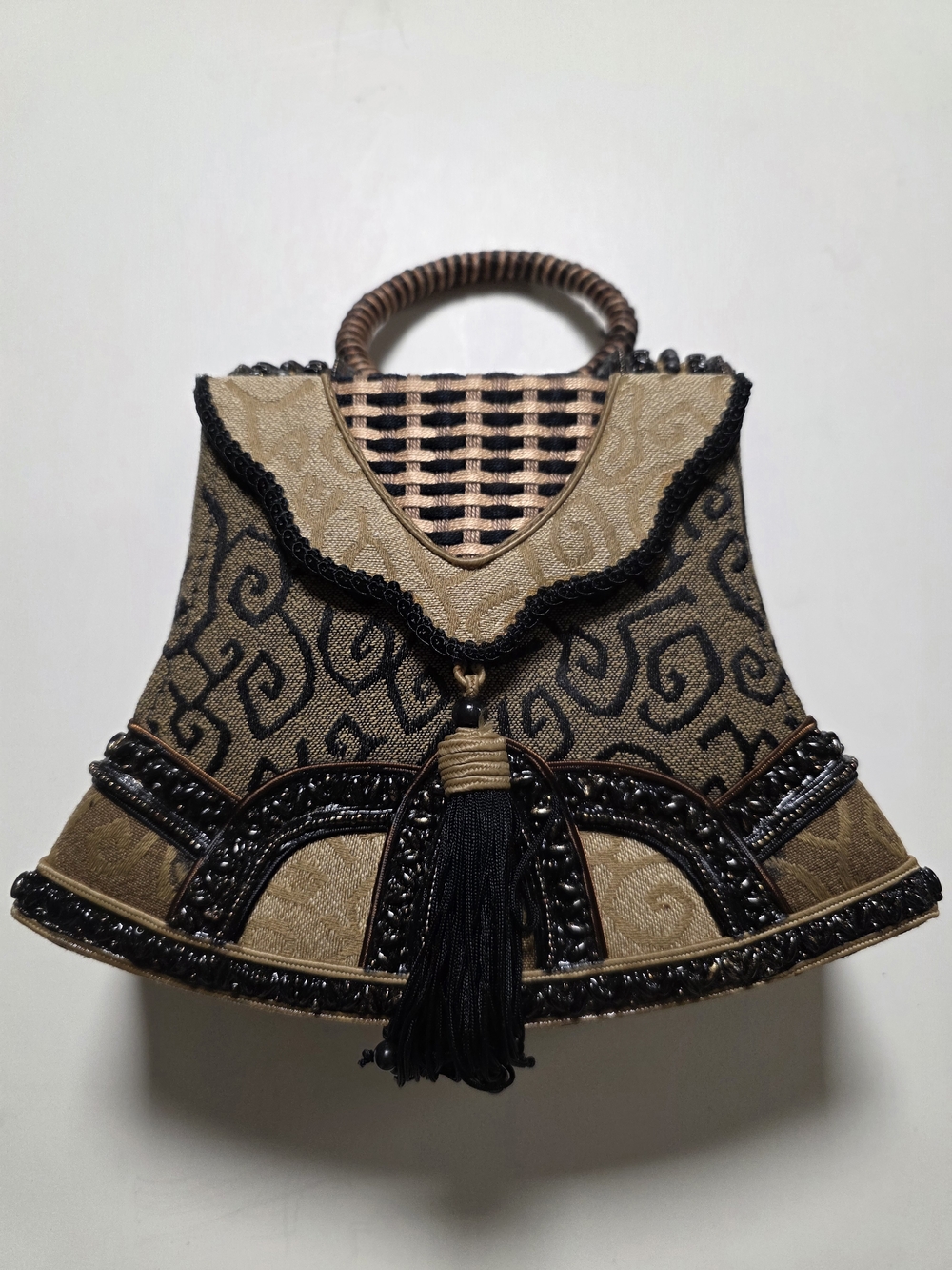 Rare Mary Francis Hardshell Handbag